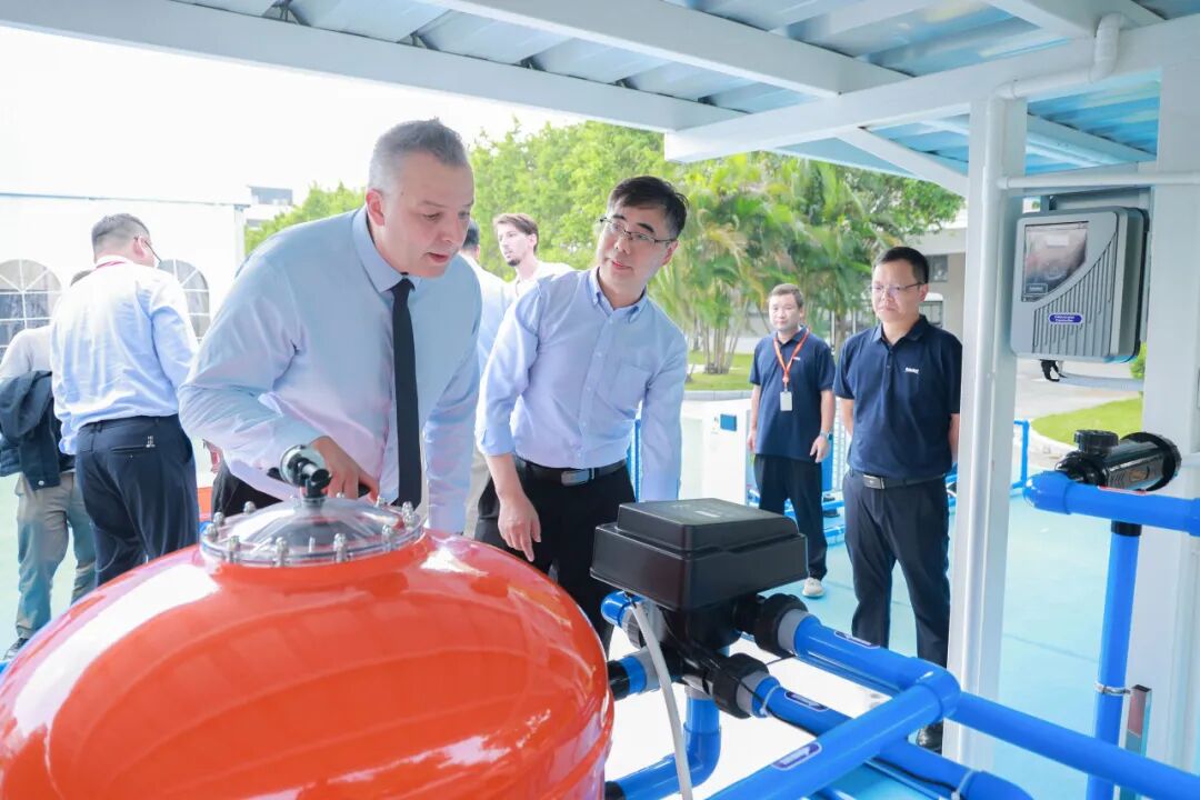 空氣能,太陽(yáng)能,熱水器 空氣能,太陽(yáng)能,熱水器